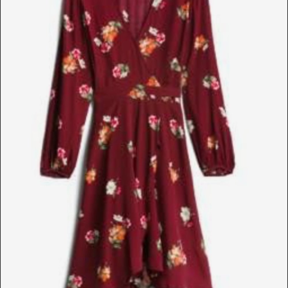 ASTR the label burgundy floral Lisandra wrap dress NWT - Picture 2 of 2